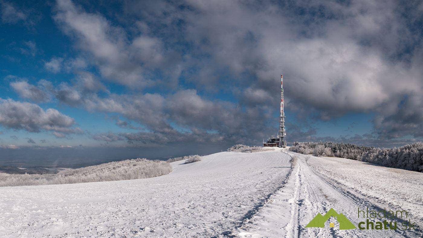 lyžiarske stredisko veľka javorina.jpg