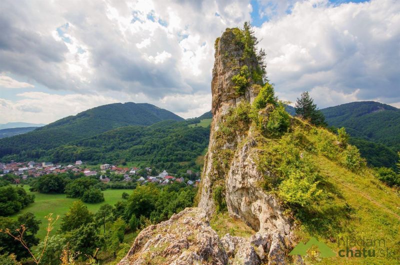 červenokamenske bradlo.jpg